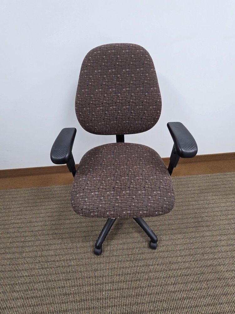 Office Chairs.. ( Only 8 Left ) π₯π₯π₯