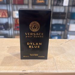 Versace Dylan Blue 