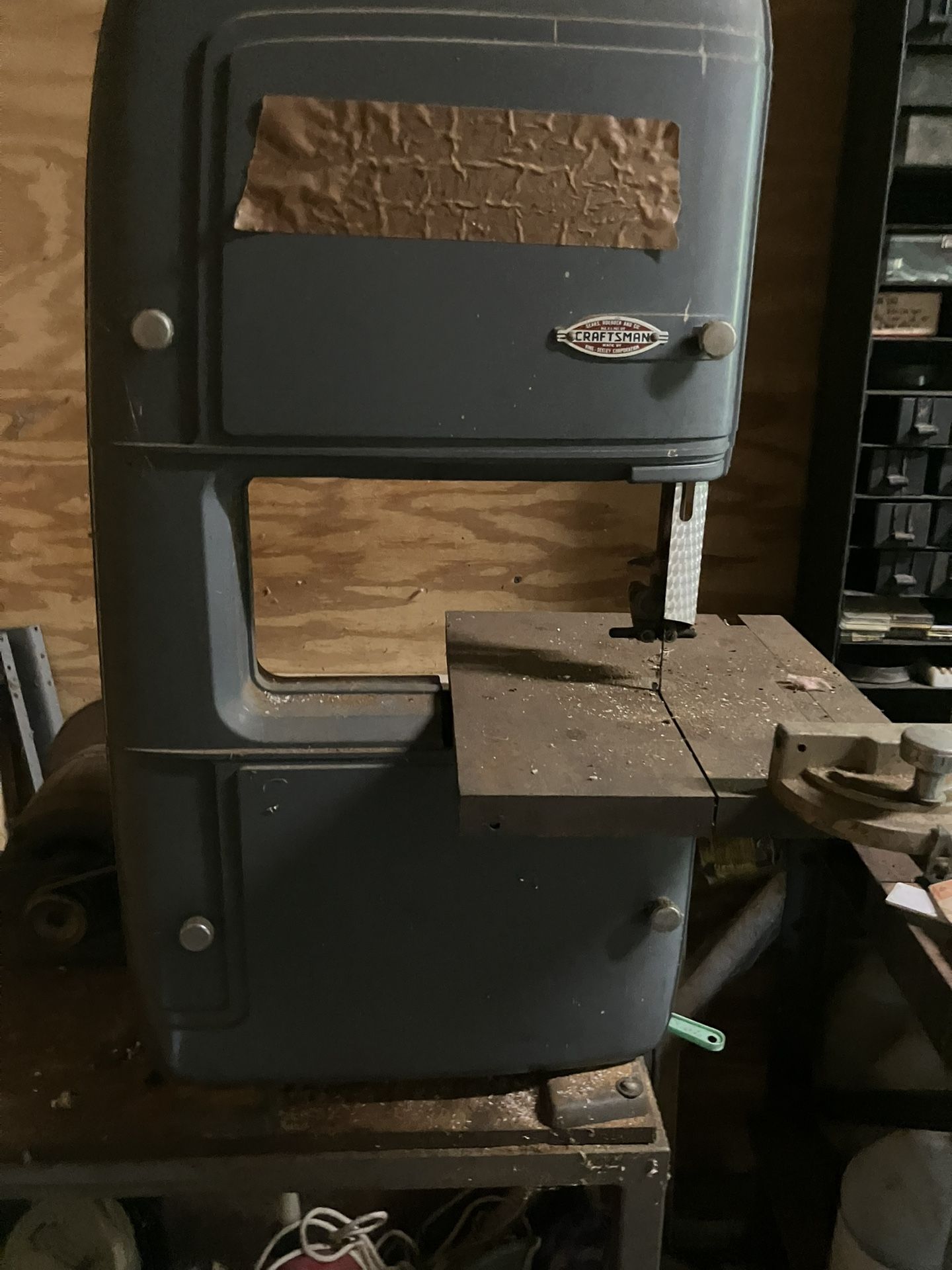 Craftsman Band Saw With Metal Stand