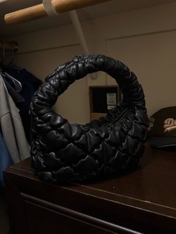 Black purse