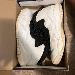 Retro Jordan 10s 