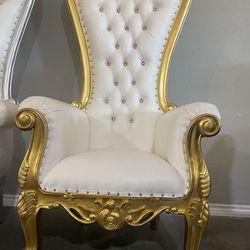 Throne chairs 
