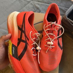 ASICS Meta speed Size 11