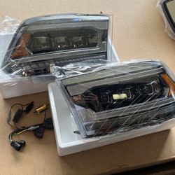 09-18 Ram Headlights 