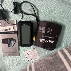 Digital blood pressure monitor