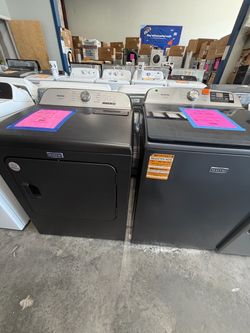 Maytag Washer and Dryer Set