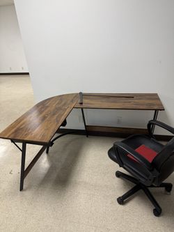 Corner Desk for only $20