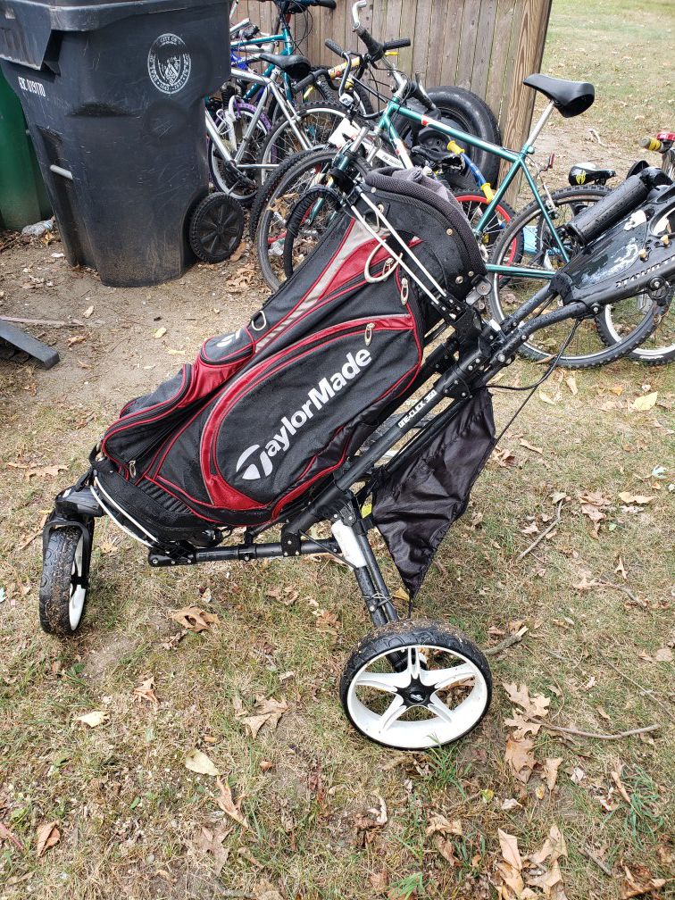 Golf caddy (bag is sold)