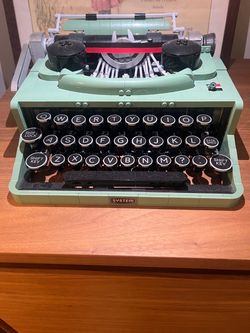 LEGO Typewriter 21327