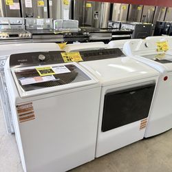 WHIRLPOOL WASHER, AND DRYER NEW OPEN BOX