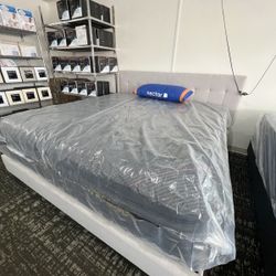 New Luxury Beautyrest Black King Mattress