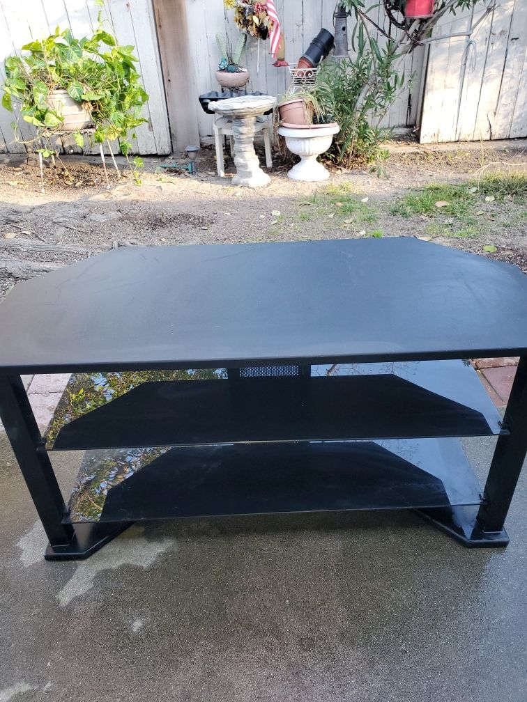 T V table