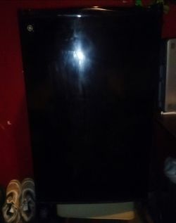 Mini Fridge with freezet