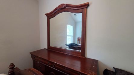 Queen Bedroom Set