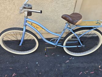 Girls huffy beach cruiser