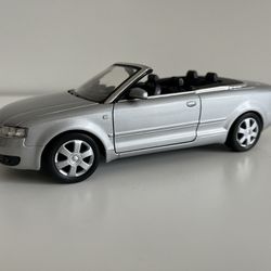 WELLY AUDI A4 CABRIOLET (Toy Car/Collectiables) 
