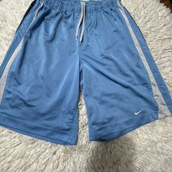 Nike men’s shorts large on tag