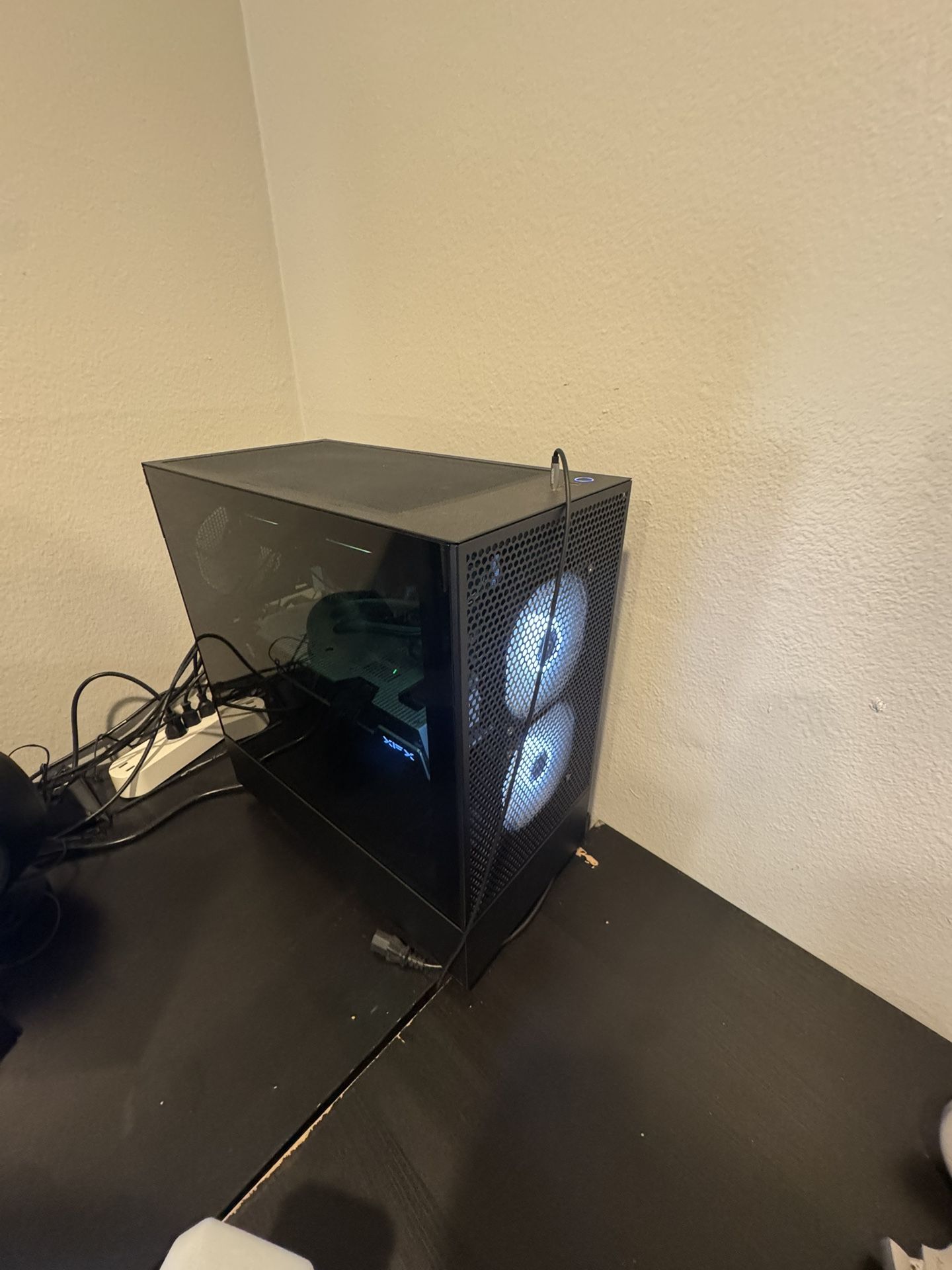 High End Gaming PC – i9 12900K RX 7800 XT DDR5 32GB Samsung 990