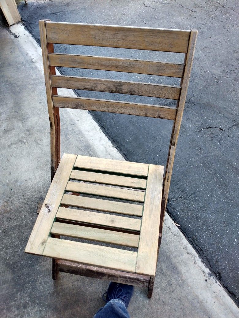 Wood Folding Chair