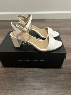 White heels size 6 1/2