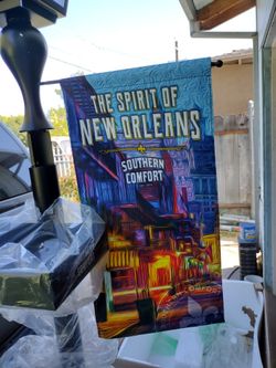 Southern Comfort Lamppost Display Rack