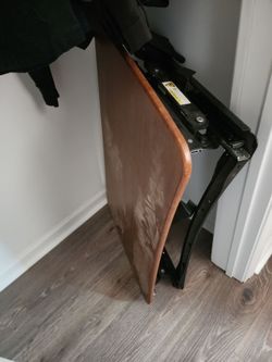 Standing Desk 32 x 23"