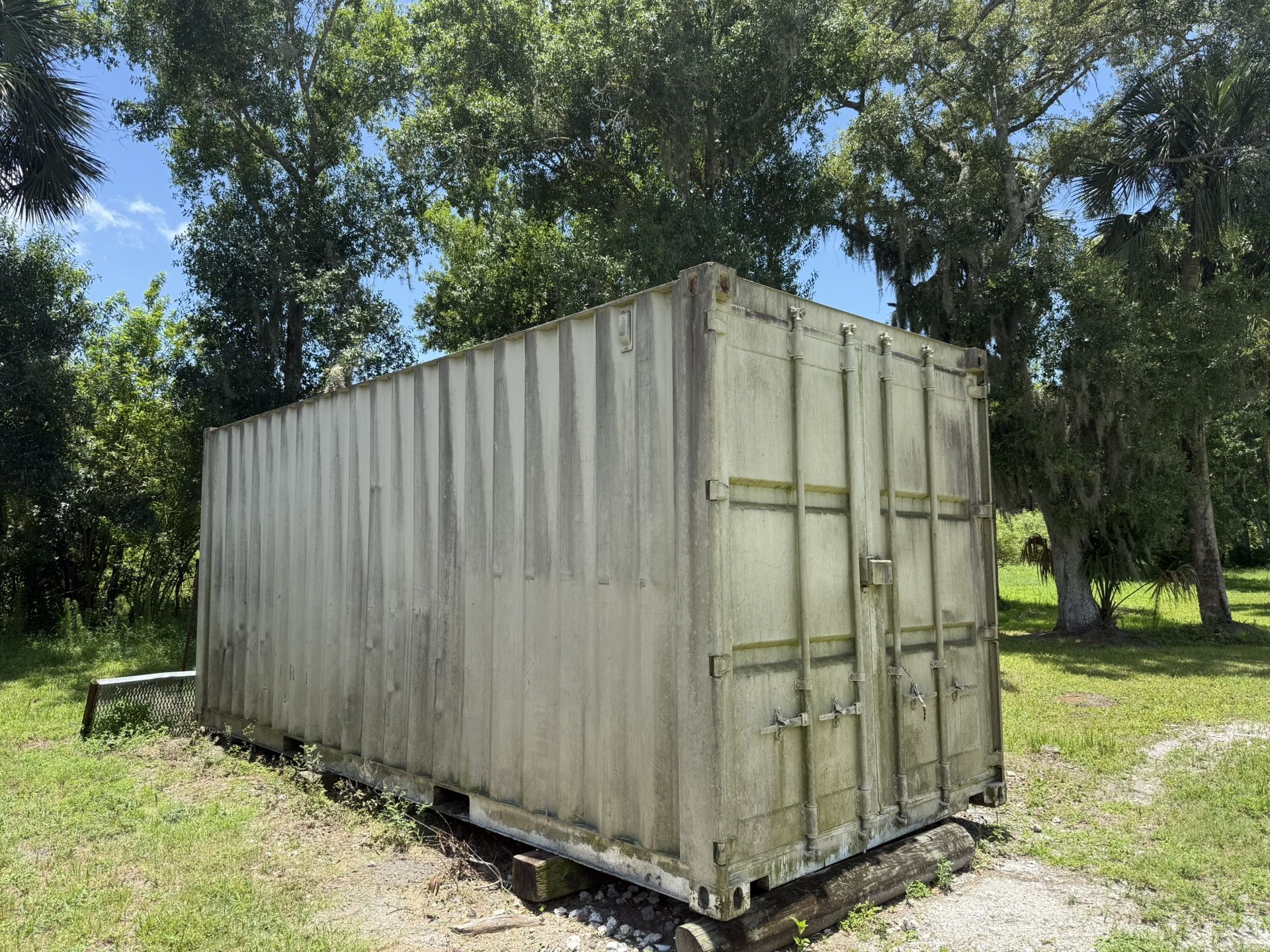20’ Shipping Container