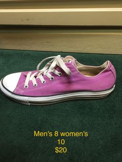 Men's 8 women's 10 Converse sneakers