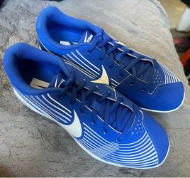 Nike Lunarlon Women’s Softball Cleats