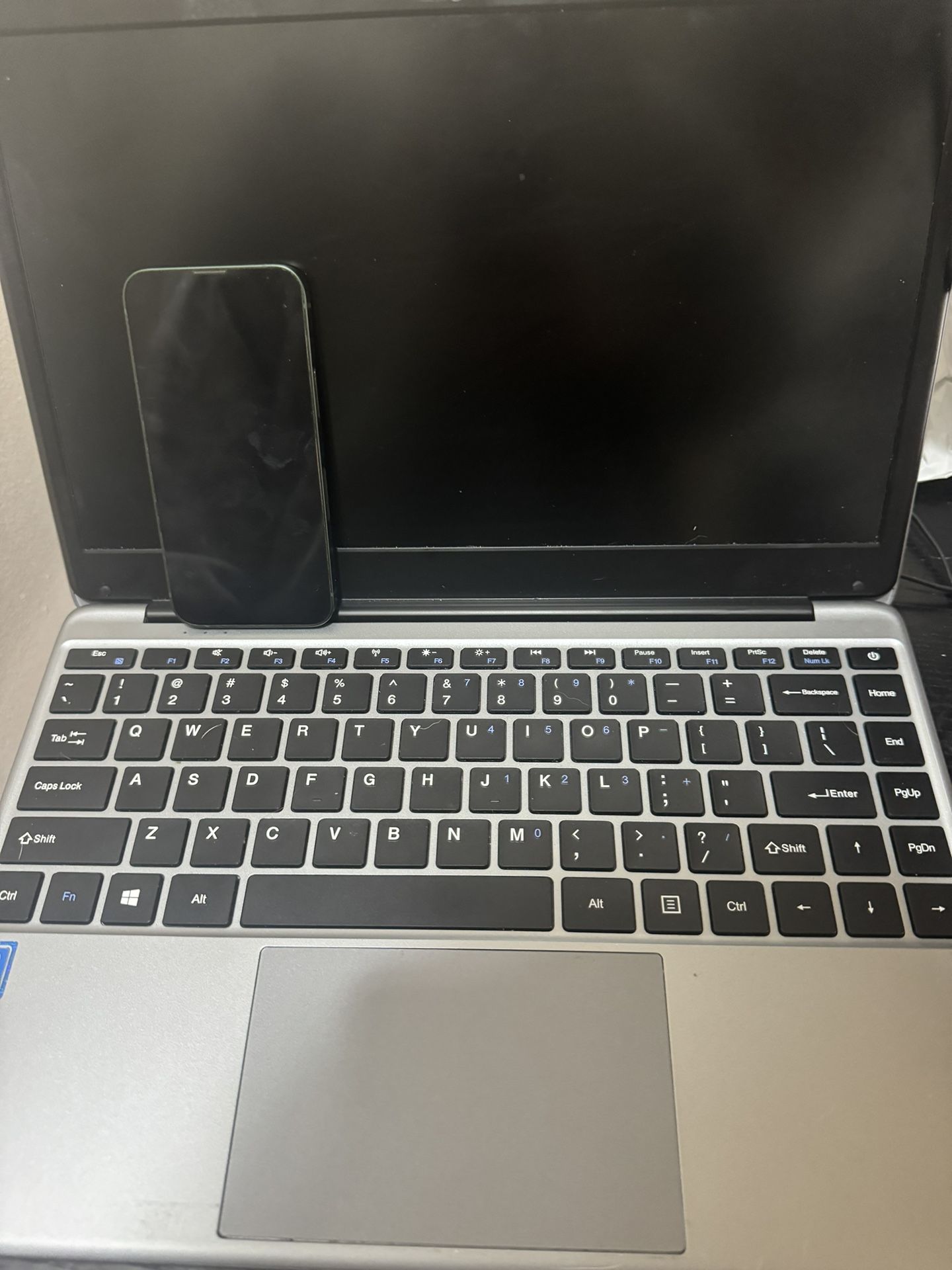 Laptop iPhone 13 Mini Good Condition