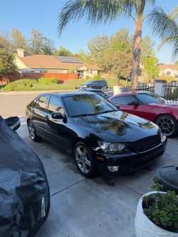 2001 Lexus is300