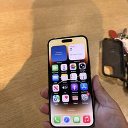 iPhone 14 Pro Max 1 TB Unlocked 