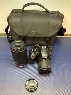 NIKON D3500 CAMERA W/ 18-55MM VR + 70-300MM LENSES AND BAG