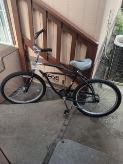 Sunny Garcia cruiser bike