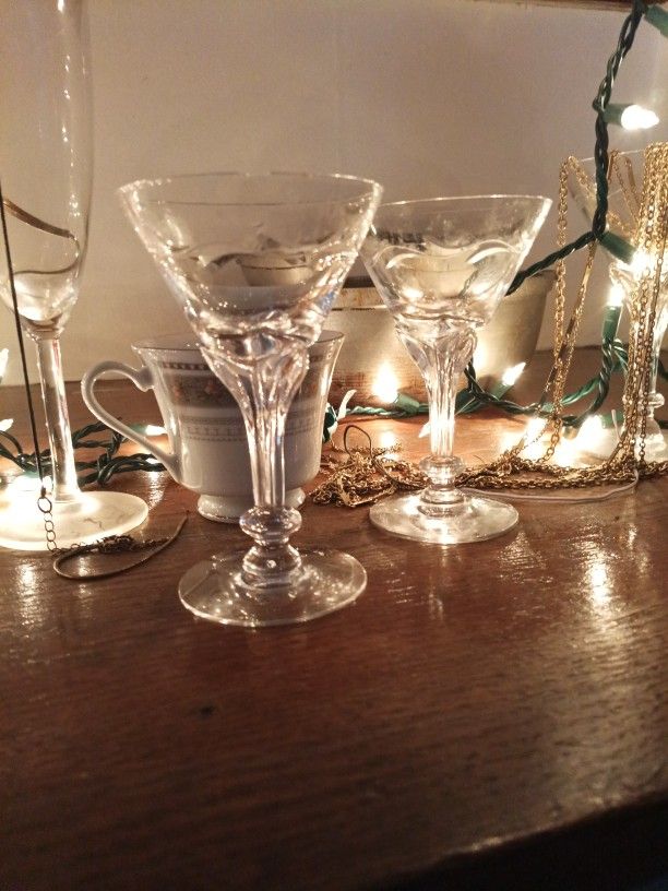 Two Tiffin Lenox Franciscan Weath Stem Crystal Champagne Sherbet Glassees