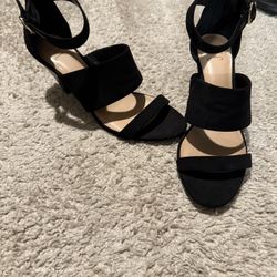 Women’s heels  Size 10