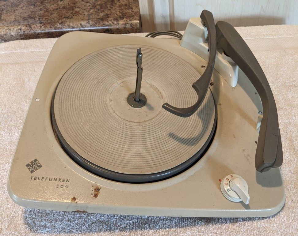 Telefunken 504 Turntable Record Player Changer
