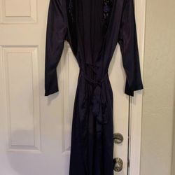 Women’s House Robe -size Small 