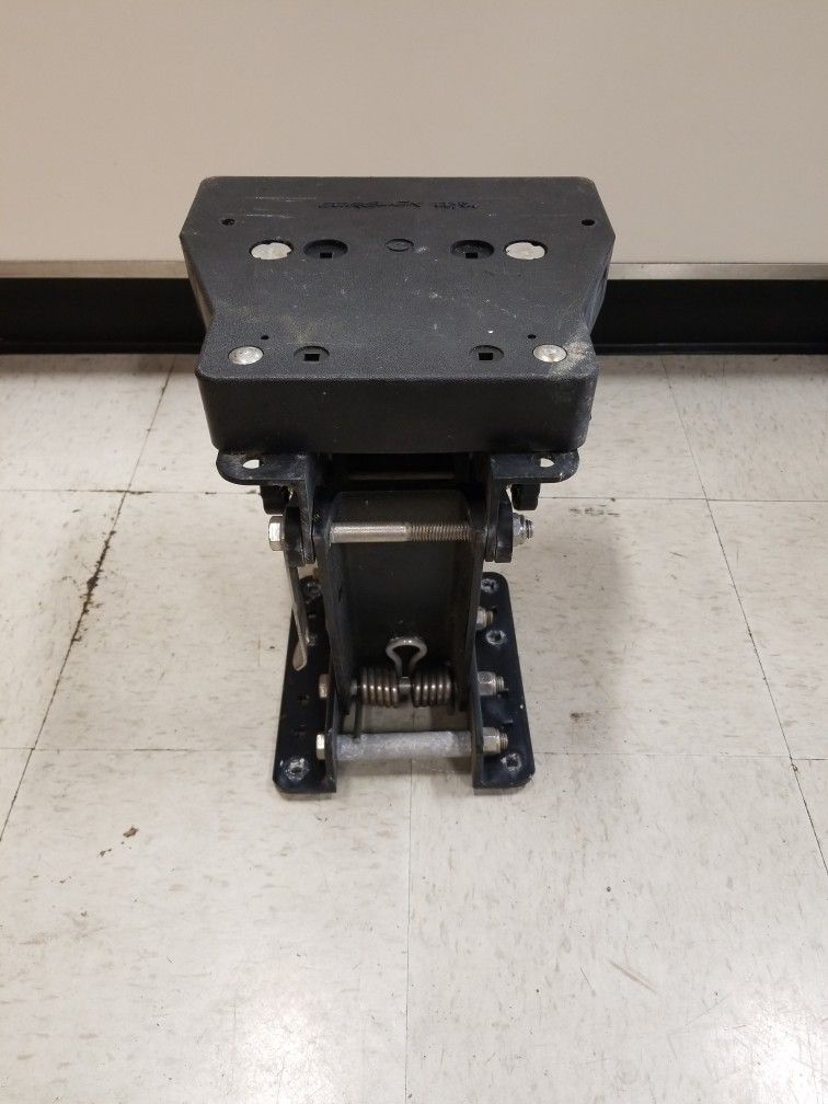 Garelick Eez-In Outboard Motor Bracket I-6236