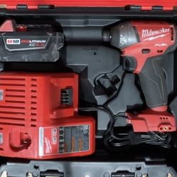 Milwaukee M18 FUEL Brushless 1/4 Hex Impact Driver Kit