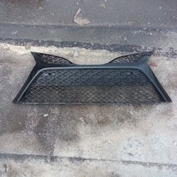 2018-2020 Toyota Camry Front Upper/Lower Grille OEM 