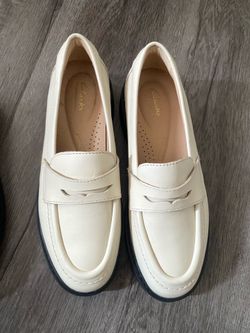 Clarks splend edge cream leather women’s shoes