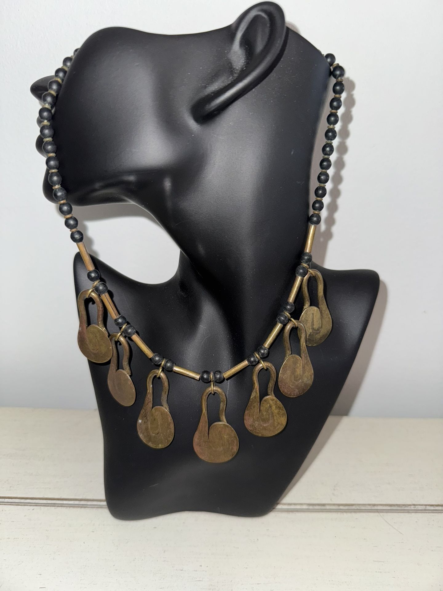 Stunning Vintage Artisan Brutalist Brass & Black Stone Beaded Necklace