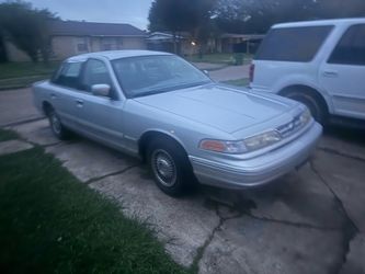 1997 Ford Crown Victoria