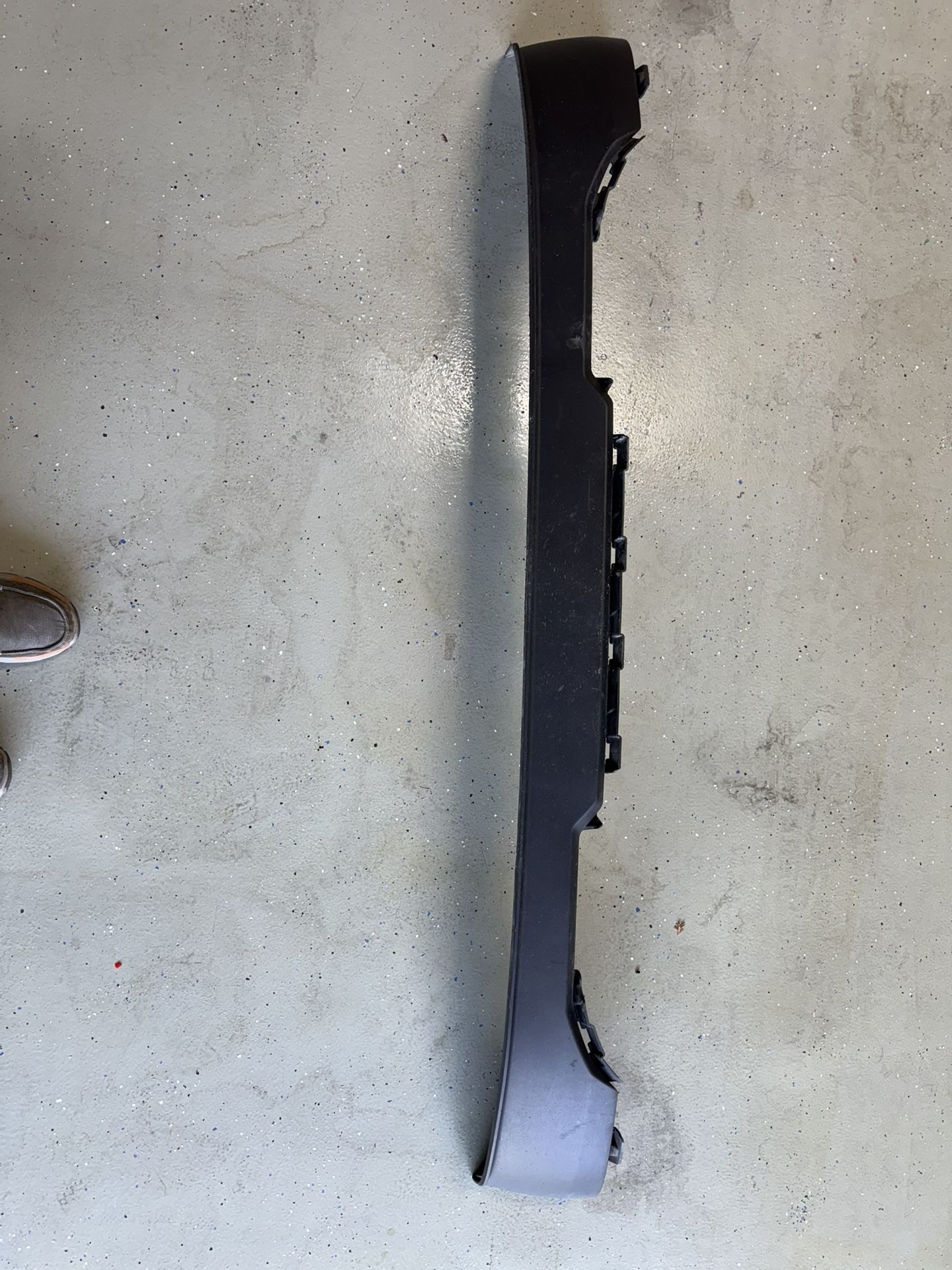 GMC Canyon Front Air Dam Deflector