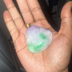 Natural Jade Buddha Pendant – 10k Gold Bail