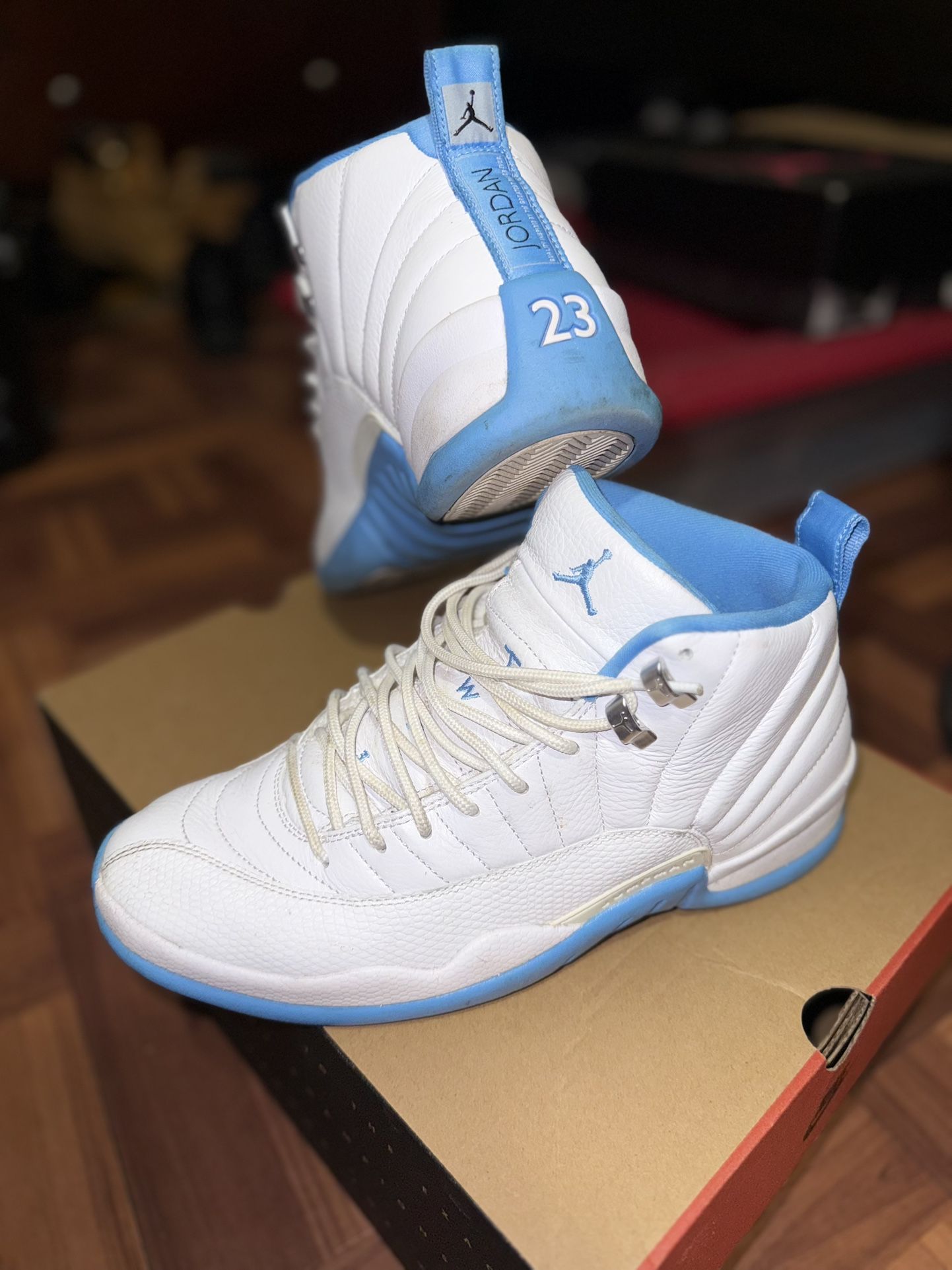 Air Jordan 12 University Blue