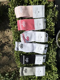 Calcetas Alo Each $13✨🤭