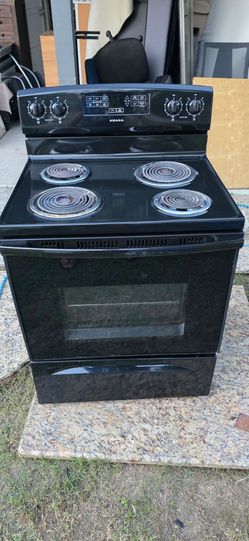 Amana Electric Stove