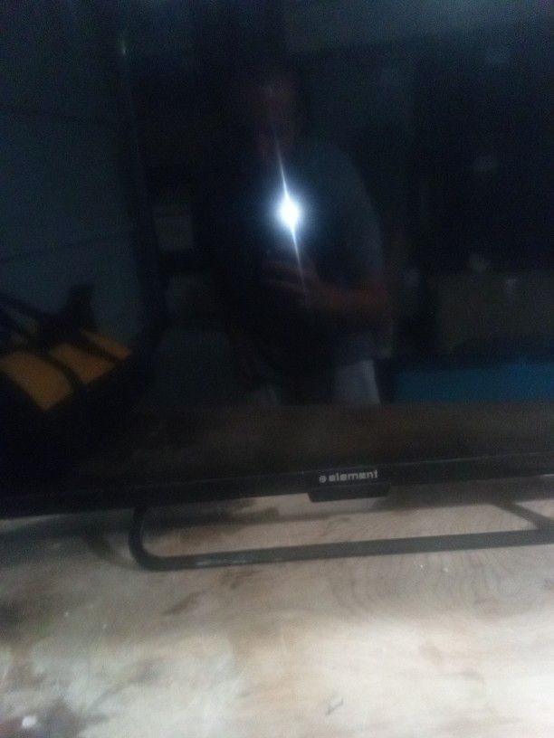 Element Tv